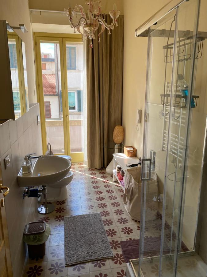 Garibaldi 86 Villa Viareggio Exterior foto
